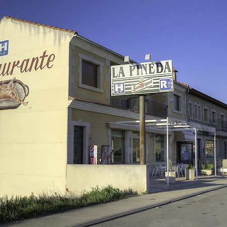 Hostal Restaurante La Pineda El Barco de Ávila Εξωτερικό φωτογραφία